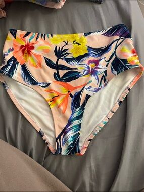 👽Old Navy High Waist Bikini Bottom